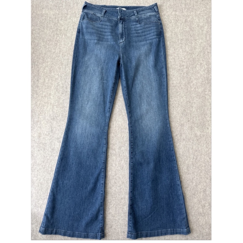 Paige Weston Flare Jeans Womens 31 Medium Wash Hi Rise Stretch Missing Belt